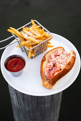 Photo Ita Kitchen Waterfront East Moriches - 9