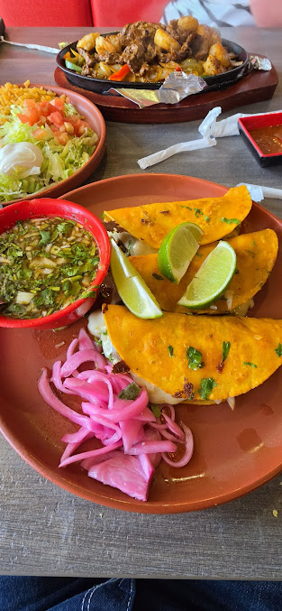 Photo Izcalli Mexican Restaurant - 22