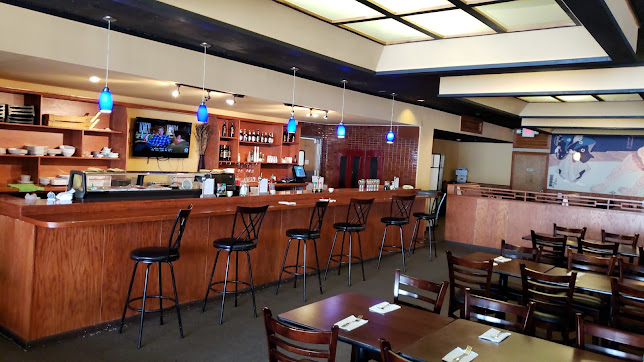 Photo Izumi Sushi Asian Fusion - 26