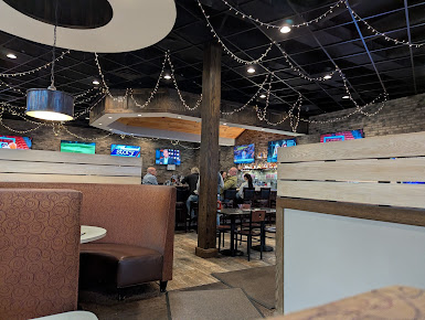 Photo J & J Restaurant And Bar - 11