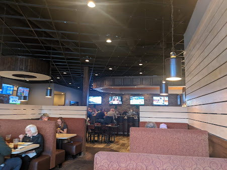 Photo J & J Restaurant And Bar - 24