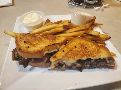 Photo J & J Restaurant And Bar - 29