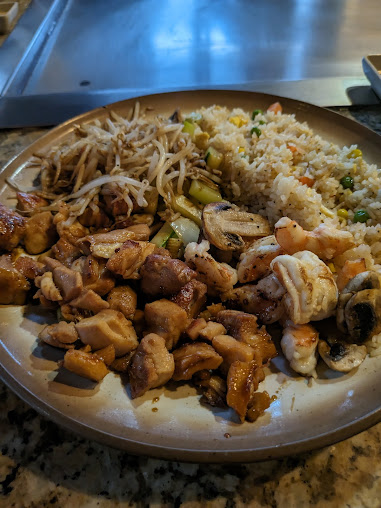 Photo Japanese Kitchen Steakhouse Teppanyaki Sushi - 5