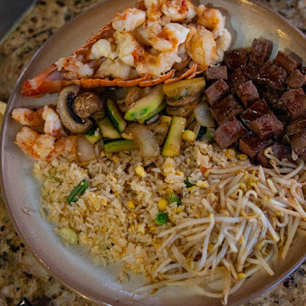 Photo Japanese Kitchen Steakhouse Teppanyaki Sushi - 17