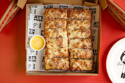 Menu Jet's Pizza - 4