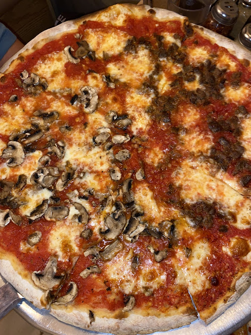Photo Joe & Pat's Pizzeria & Restaurant - 17