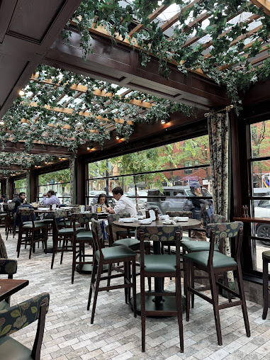 Photo Joe’s On Newbury - 11