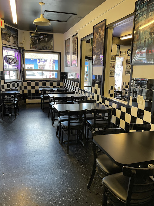 Photo Johnny D's Pizzeria & Restaurant - 14