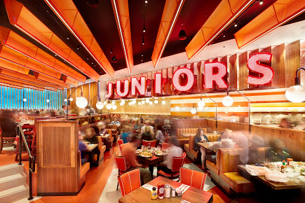 Photo Junior's Restaurant And Bakery - 10