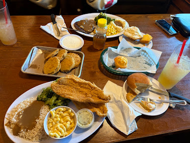 Photo Kelley's Country Cookin' {Meadows Place} - 27