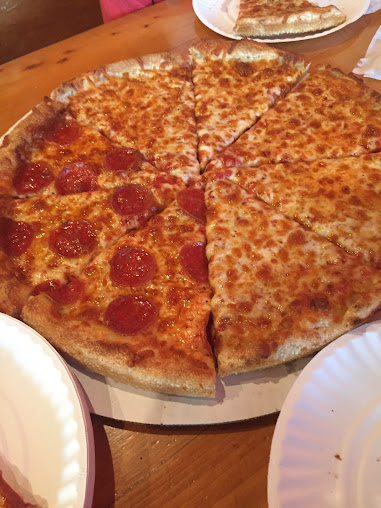 Menu Kendall Pond Pizza Ii - 7