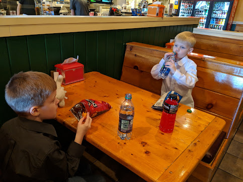 Photo Kendall Pond Pizza Ii - 13