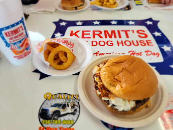 Photo Kermits Hot Dog House - 16