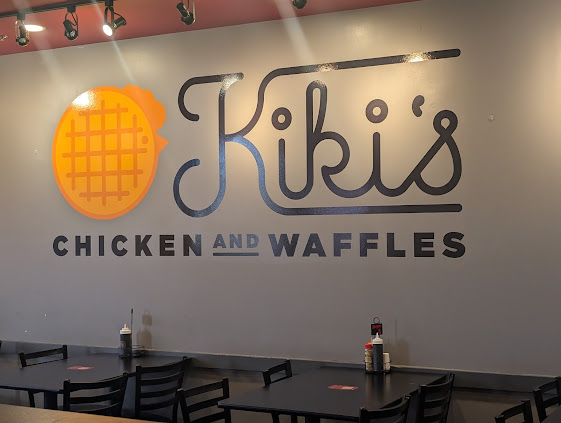 Photo Kikis Chicken And Waffles - 20