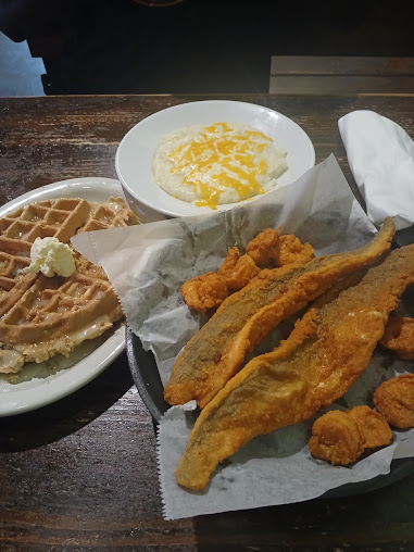Photo Kikis Chicken And Waffles - 23