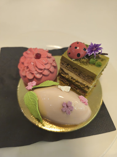 Photo Koi Dessert Kitchen - 25