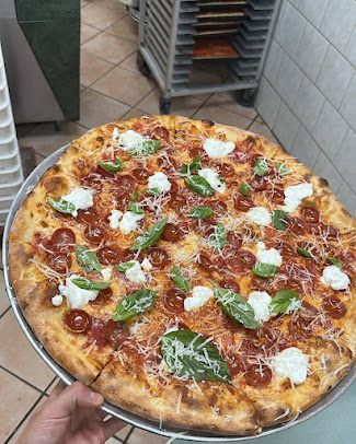 Photo Krispy Pizza- Brooklyn, Ny - 24