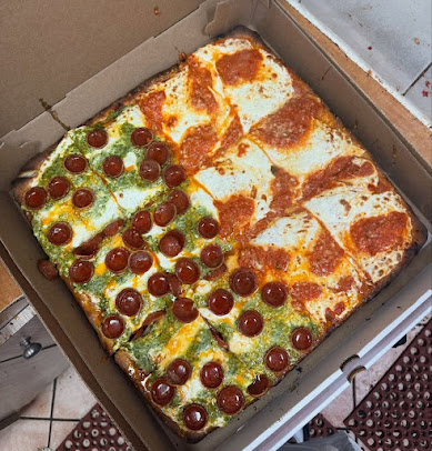 Photo Krispy Pizza- Brooklyn, Ny - 26