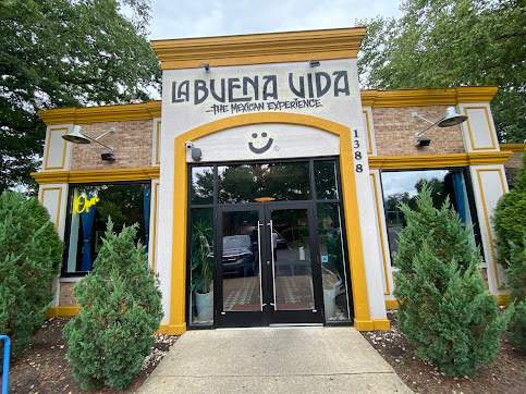 Photo La Buena Vida - Cary - 17