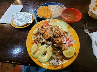 Photo La Carreta Mexican Restaurant Bar - 10