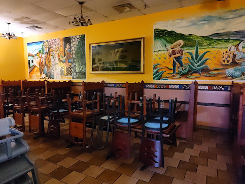 Photo La Carreta Mexican Restaurant Newport - 17