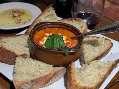 Photo La Famiglia Giorgio's Restaurant - 13