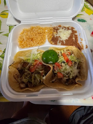 Photo La Familia Comida Mexicana - 10