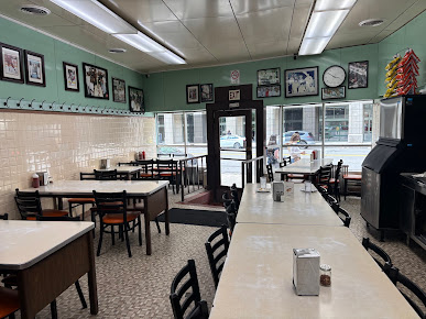 Photo Lafayette Coney Island - 11