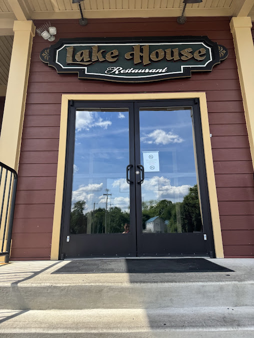 Photo Lake House Restaurant - 22