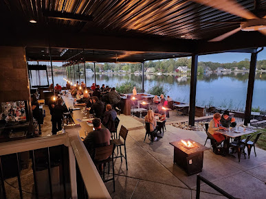 Photo Lake House Restaurant - 27
