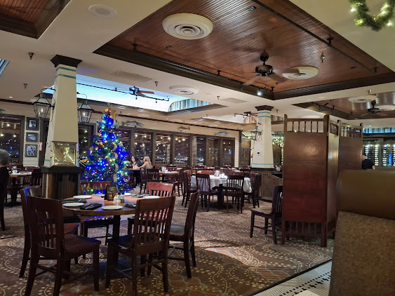 Photo Landrys Seafood House El Paso - 9