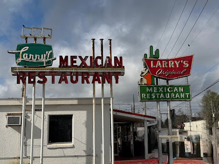 Photo Larry's Original Mexican Restaurant - 12