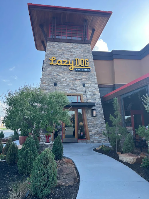 Photo Lazy Dog Restaurant & Bar - 25