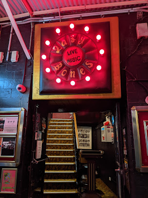 Photo Lazybones Lounge Restaurant & Bar - 11