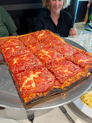 Photo L&B Spumoni Gardens - 14