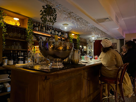 Photo Le Tout Va Bien - French Restaurant - 12
