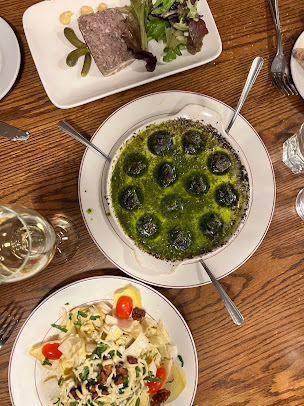 Photo Le Tout Va Bien - French Restaurant - 27