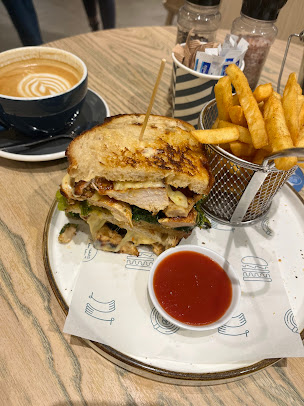 Photo Leaf Cafe & Co - 20