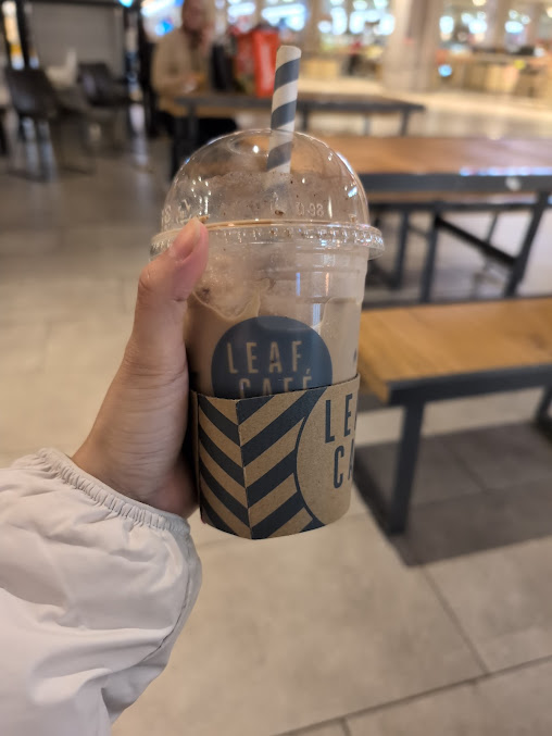 Photo Leaf Cafe & Co - 24
