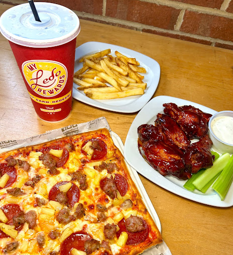 Photo Ledo Pizza Mt Airy Md - 9