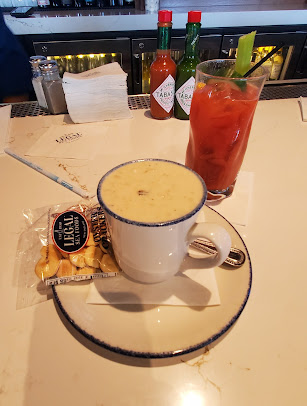 Photo Legal Sea Foods - Logan Airport Terminal A - 14