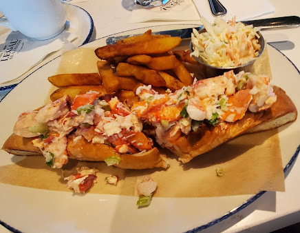 Photo Legal Sea Foods - Logan Airport Terminal A - 18