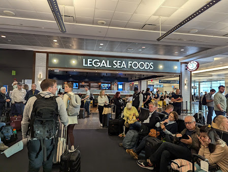 Photo Legal Sea Foods - Logan Airport Terminal A - 19
