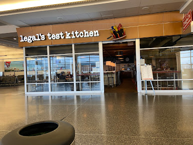Photo Legal Sea Foods - Logan Airport Terminal A - 28