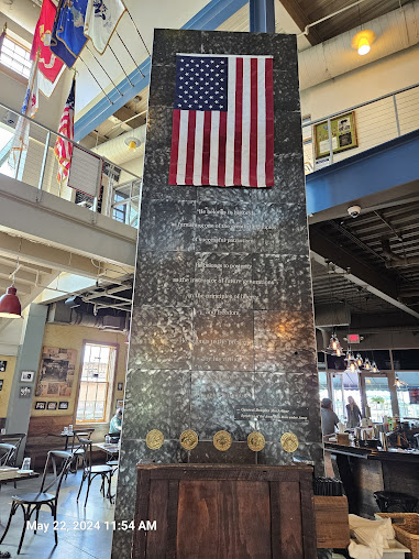 Photo Liberty Hound Restaurant - 12