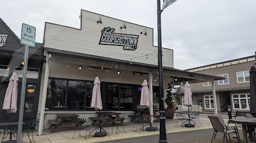 Photo Lil Cooperstown Bar Grill West Linn - 6