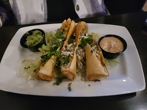 Photo Lil Cooperstown Bar Grill - 24
