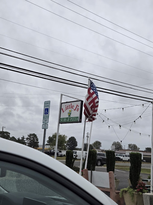 Photo Little J's Pizza & Subs - 12