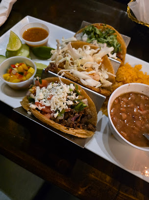 Photo Loco Mexican Restaurant And Cantina Fall Creek Place - 22