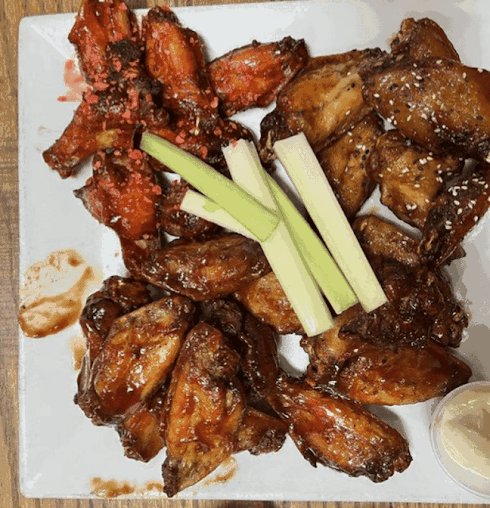 Photo Log Cabin Bar And Grill - 21